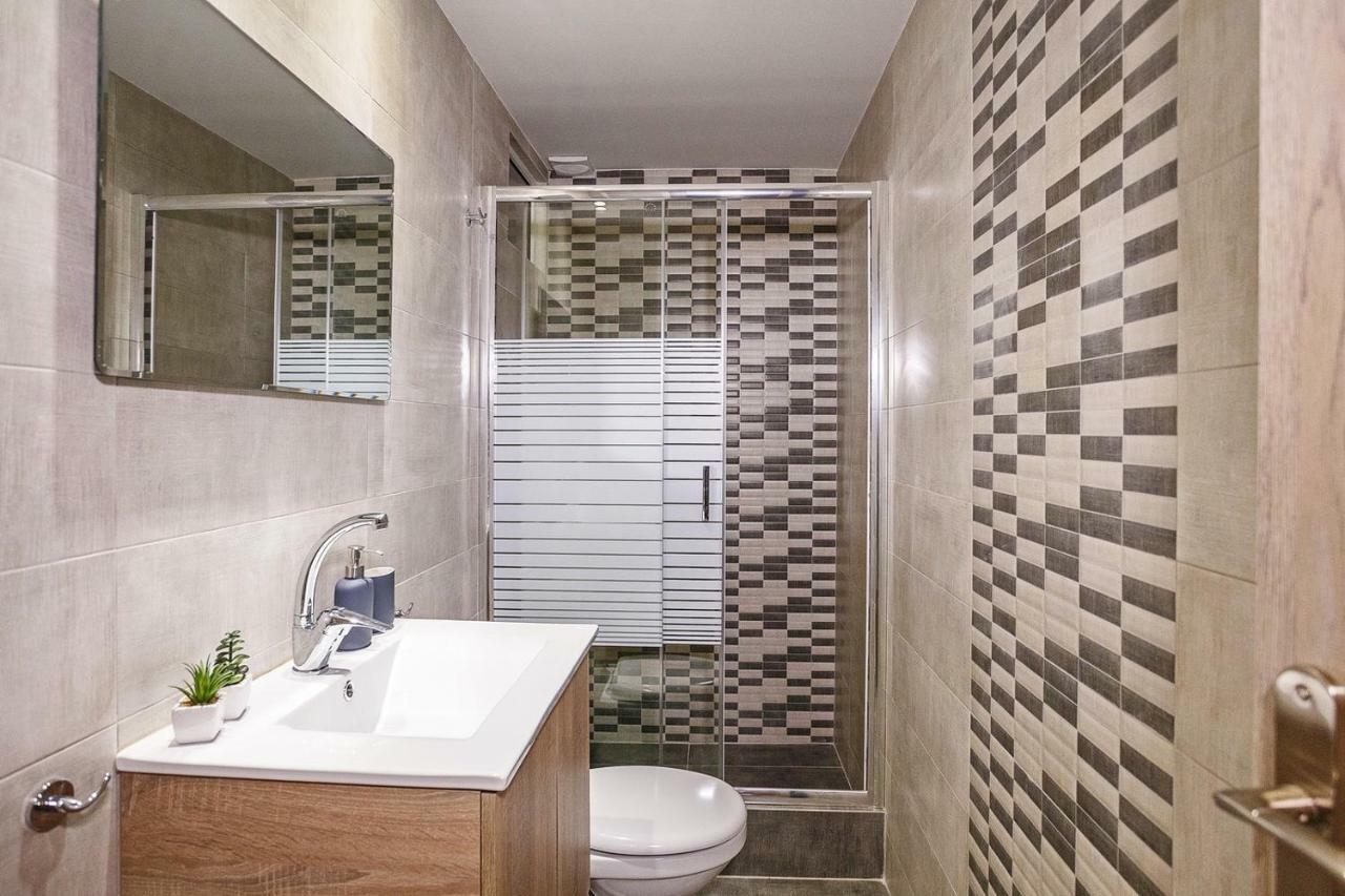 אתונה Acropolis Comfort Guest House מראה חיצוני תמונה
